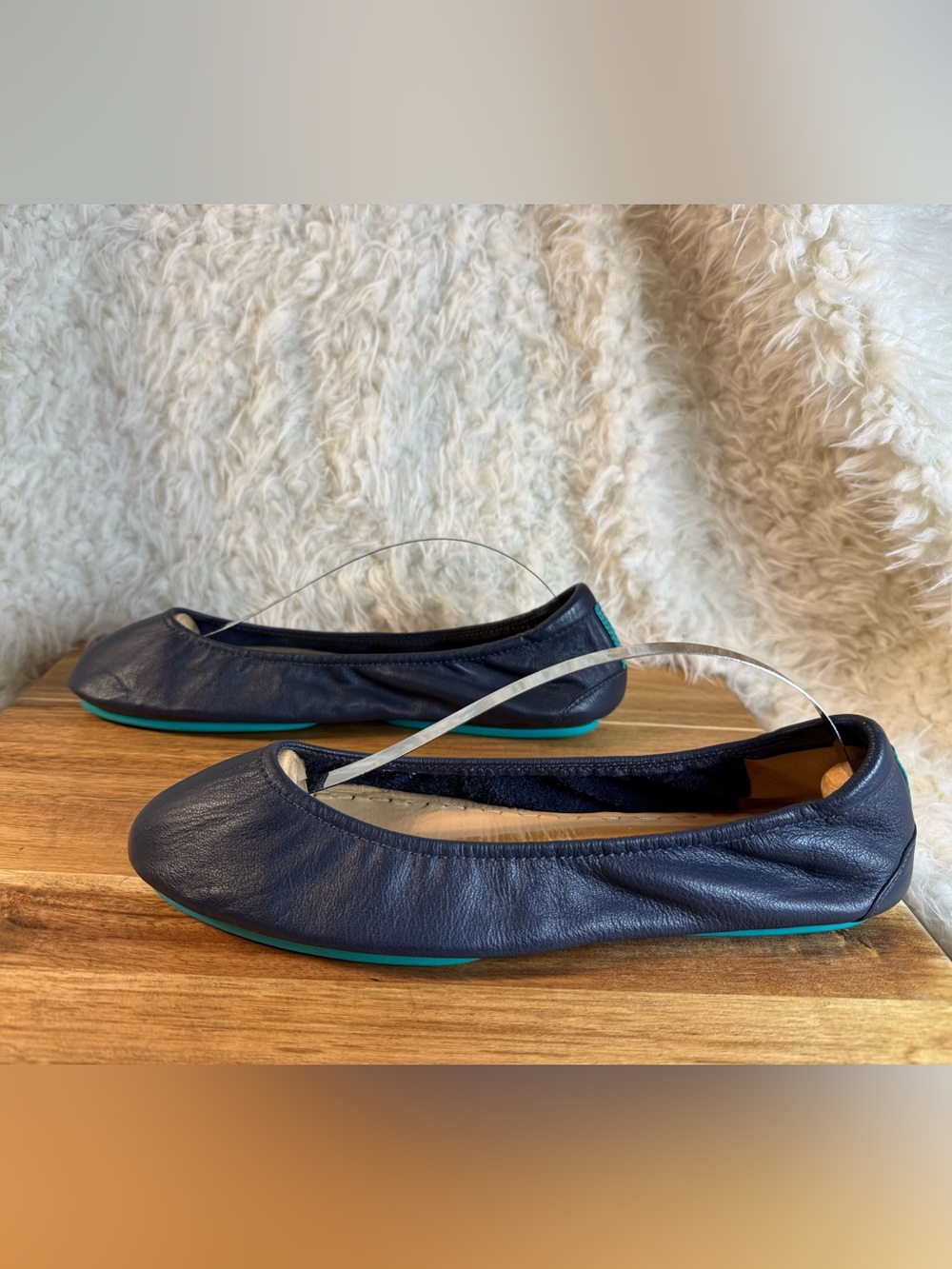 Tieks California Navy size 8 - Picture 4 of 11